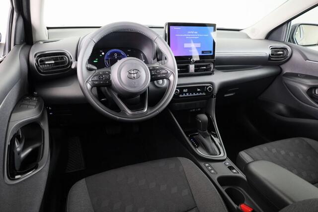 Toyota YARIS 1.5 Hybrid 115 Dynamic "NIEUW'' !!! ACTIE !!!!