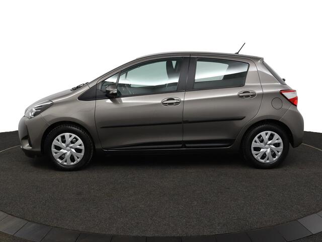 Toyota YARIS 1.0 VVT-i Energy | Airco | Achteruitrijcamera | Trekhaak | Climate Control | Cruise Control |