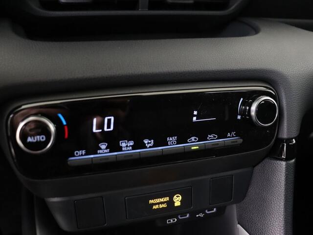 Toyota YARIS 1.5 Hybrid 115 Comfort "NIEUW" !!! ACTIE !!!!