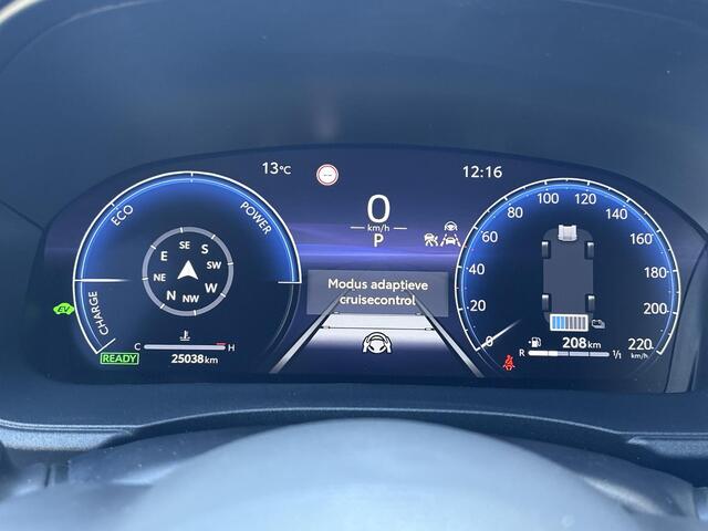 Toyota YARIS 1.5 Hybrid 130 Launch Edition **DODEHOEK DETECTIE/ STUURVERWARMING/ PARKEERSENSOREN**
