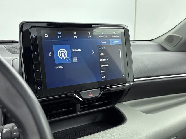 Toyota YARIS 1.5 Hybrid Executive | panoramadak | lichte Binnenbekleding | keyless entry |