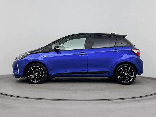 Toyota YARIS 1.5 Hybrid Bi-Tone | bi-tone | 16 inch velgen | Keyless entry |