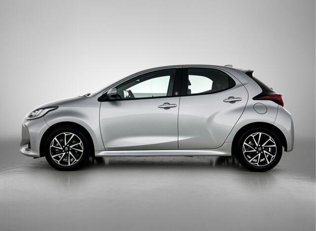 Toyota YARIS 1.5 Hybrid Dynamic Limited + | dealeronderhouden | Onderweg-naar-dealer