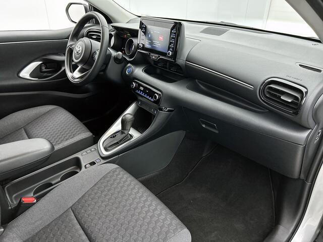 Toyota YARIS 1.5 Hybrid Dynamic Limited + | dealeronderhouden | Onderweg-naar-dealer