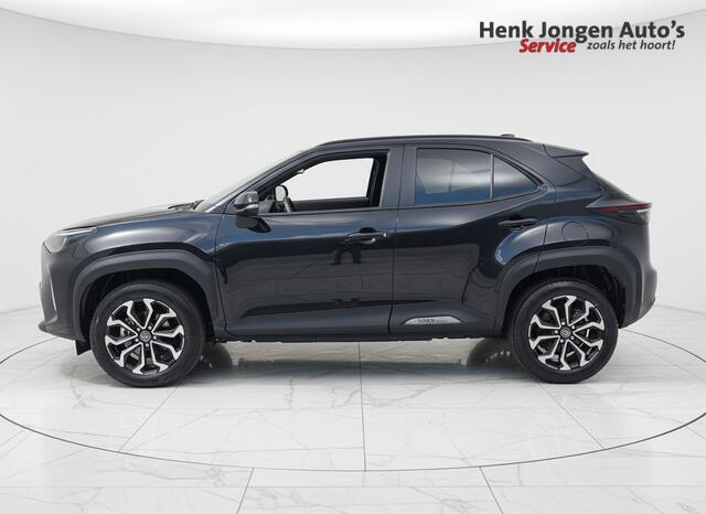Toyota YARIS Cross 1.5 Hybrid 115 First Edition Rijklaar + Fabrieksgarantie Henk Jongen Auto's in Helmond, al 50 jaar service zoals 't hoort!