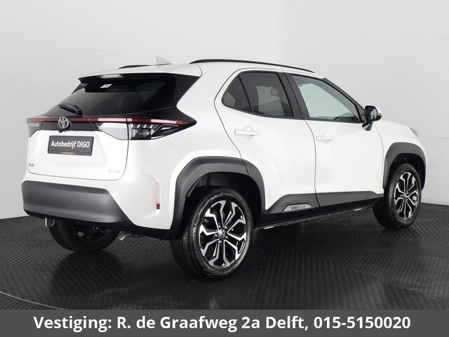 Toyota YARIS Cross 1.5 Hybrid 115 Dynamic | Stuur-/Stoelverwarming | Draadloze telefoonlader | Adaptieve Cruise Control |