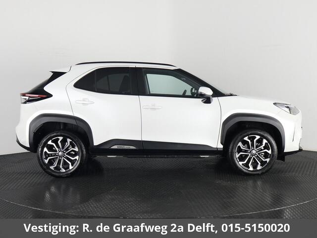 Toyota YARIS Cross 1.5 Hybrid 115 Dynamic | Stuur-/Stoelverwarming | Draadloze telefoonlader | Adaptieve Cruise Control |