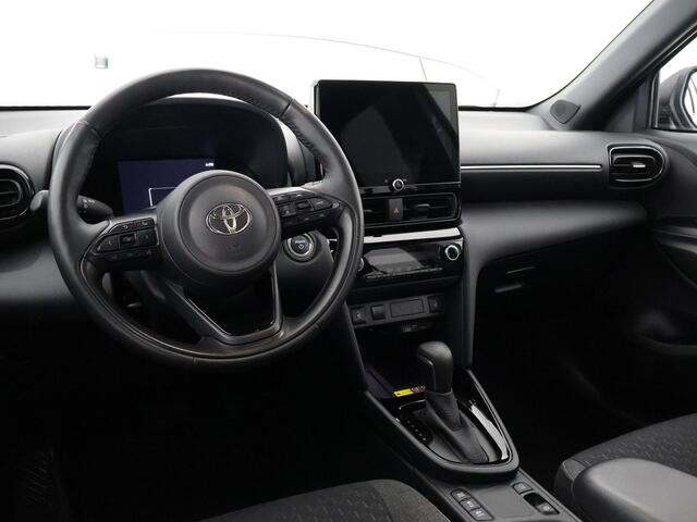 Toyota YARIS Cross 1.5 Hybrid 115 Dynamic | Stuur-/Stoelverwarming | Draadloze telefoonlader | Adaptieve Cruise Control |