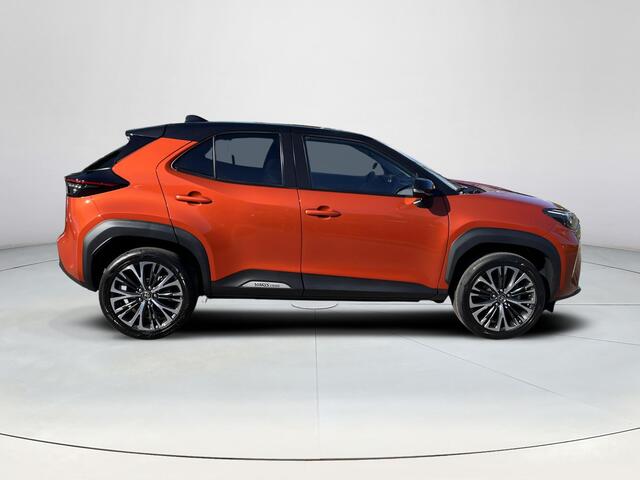Toyota YARIS Cross 1.5 Hybrid Executive | Dodehoeksensoren | Stoelverwarming | Navigatie