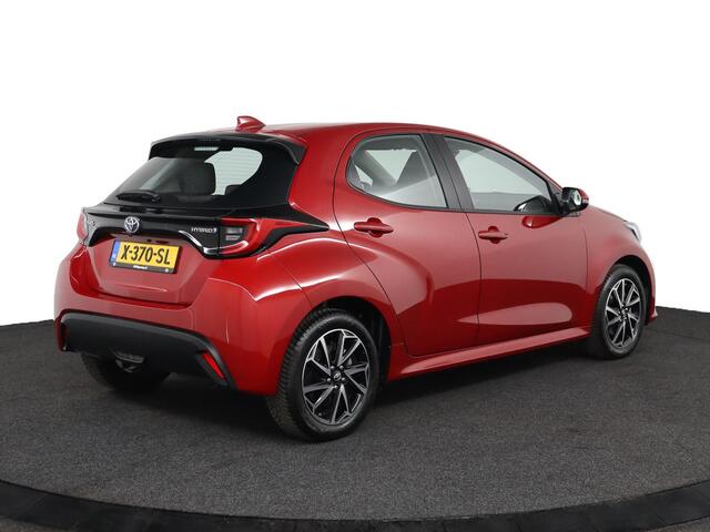 Toyota YARIS 1.5 Hybrid Dynamic | Apple Carplay/Android Auto | Adaptieve Cruise-Control | Parkeercamera |