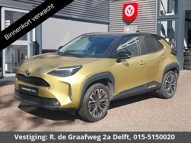 Toyota YARIS Cross 1.5 Hybrid Executive Bi-Tone | Panoramadak | Dodehoek Detectie | HUD | Navigatie