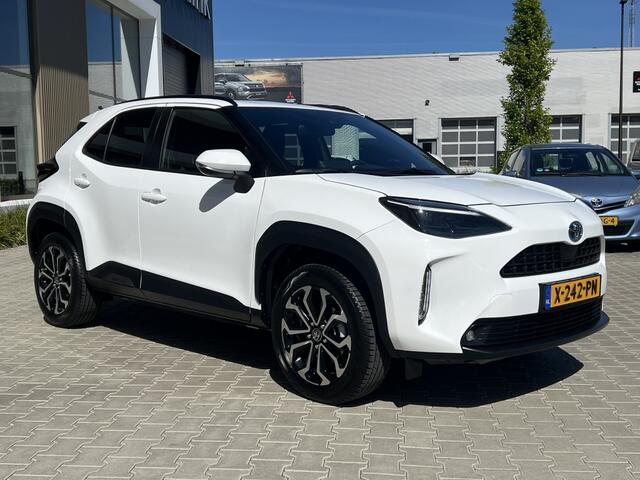 Toyota YARIS Cross 1.5 Hybrid Dynamic | All Season | Adaptive Cruise