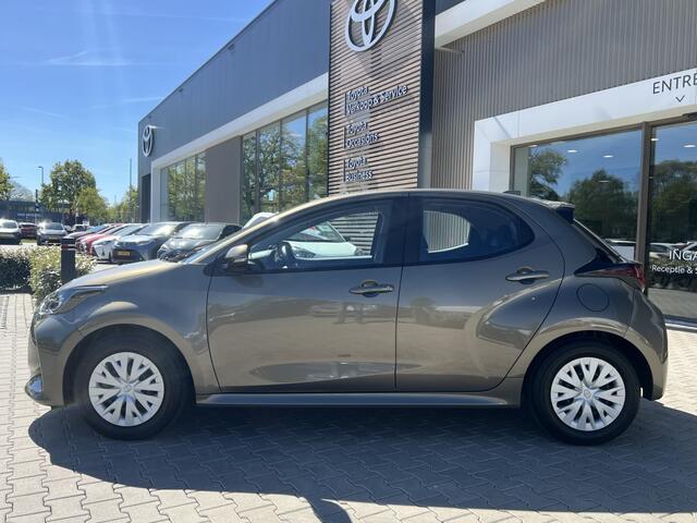 Toyota YARIS 1.5 Hybrid Active | Camera | Climate Control | Carplay