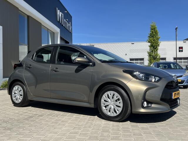 Toyota YARIS 1.5 Hybrid Active | Camera | Climate Control | Carplay