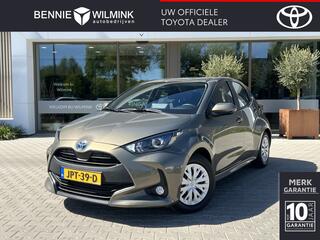 toyota-yaris-1.5-hybrid-active--ca