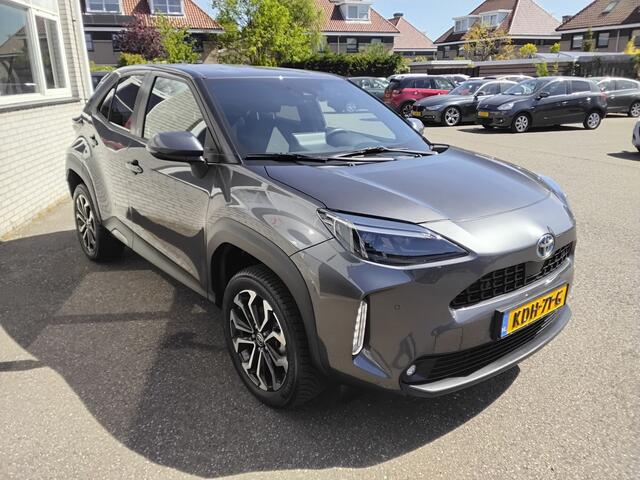 Toyota YARIS Cross 1.5 Hybrid style All season banden*BSM*
