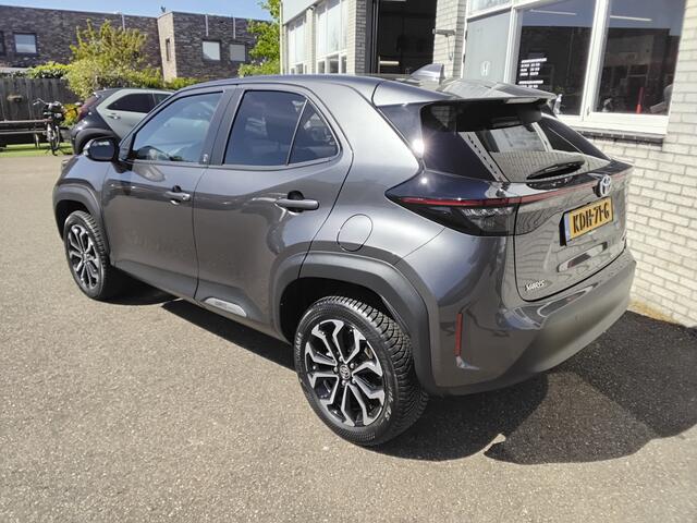 Toyota YARIS Cross 1.5 Hybrid style All season banden*BSM*