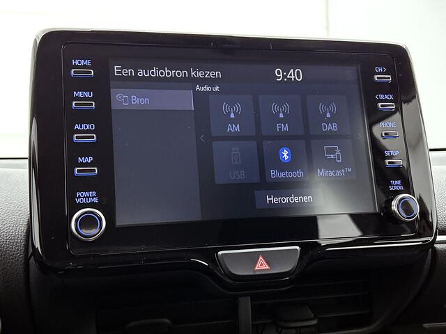Toyota YARIS 1.5 Hybrid 115 Business Plus | Head-Up Display | Stuur+Stoelverwarming | Draadloos opladen telefoon | Onderweg-naar-dealer