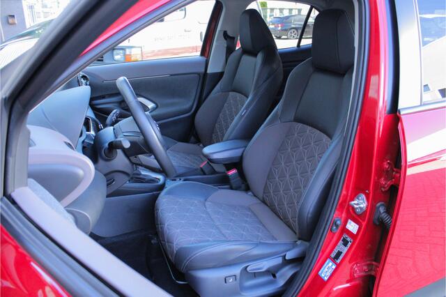 Toyota YARIS Cross 1.5 Hybrid Executive |trekhaak|360 camera|stoel/stuurverwarming|