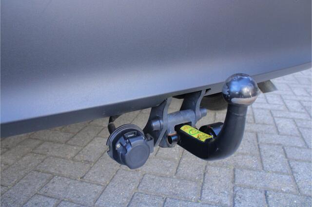 Toyota YARIS Cross 1.5 Hybrid Executive |trekhaak|360 camera|stoel/stuurverwarming|