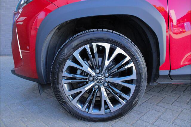 Toyota YARIS Cross 1.5 Hybrid Executive |trekhaak|360 camera|stoel/stuurverwarming|