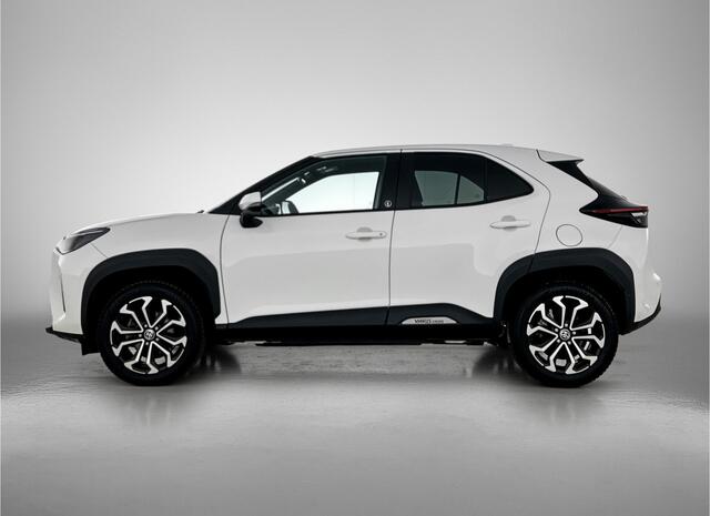 Toyota YARIS Cross 1.5 Hybrid Dynamic (Team D) | Navigatie | BLS | PDC V+A | Stuur-Stoelverwarming | Trekhaak |