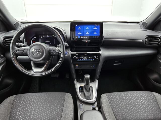 Toyota YARIS Cross 1.5 Hybrid Dynamic (Team D) | Navigatie | BLS | PDC V+A | Stuur-Stoelverwarming | Trekhaak |