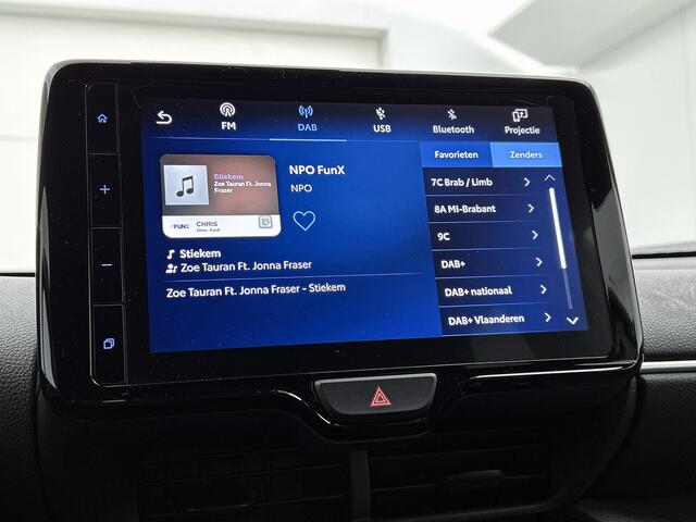 Toyota YARIS Cross 1.5 Hybrid Dynamic (Team D) | Navigatie | BLS | PDC V+A | Stuur-Stoelverwarming | Trekhaak |