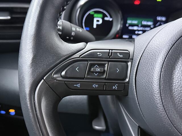Toyota YARIS 1.5 Hybrid Executive | Navigatie | JBL | BLS | PDC V+A | Stuur-Stoelverwarming | Head-up |
