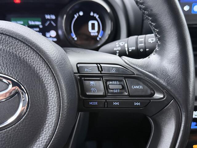 Toyota YARIS 1.5 Hybrid Executive | Navigatie | JBL | BLS | PDC V+A | Stuur-Stoelverwarming | Head-up |