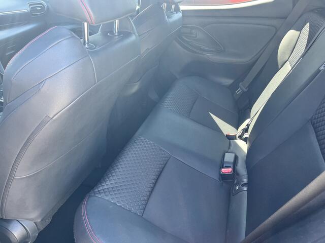 Toyota YARIS 1.5 Hybrid Launch Limited Headup Stoel Stuur Verwarmd