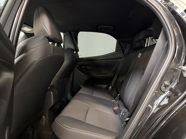 Toyota YARIS 1.5 Hybrid Executive Bi-Tone|HUD|Blindspot|Camera|Carplay