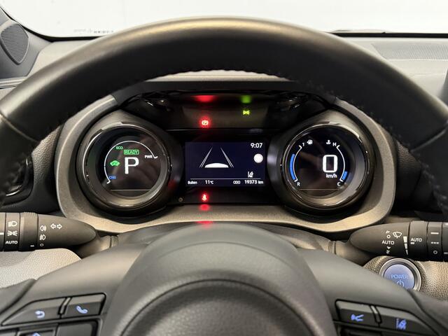 Toyota YARIS 1.5 Hybrid Executive Bi-Tone|HUD|Blindspot|Camera|Carplay