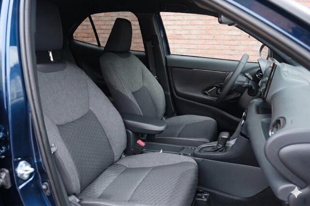 Toyota YARIS Cross 1.5 Hybrid 115pk CVT Dynamic | Comfort Pack | App Connect | Adaptive Cruise | Full LED | Camera | Keyless | Blind Spot | Stoelverwarming