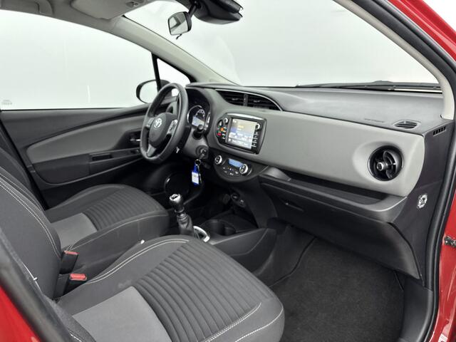 Toyota YARIS 1.5 VVT-i Aspiration | Trekhaak | Parkeercamera | Cruise Control |