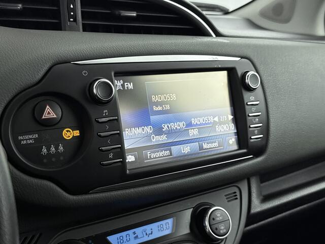 Toyota YARIS 1.5 VVT-i Aspiration | Trekhaak | Parkeercamera | Cruise Control |