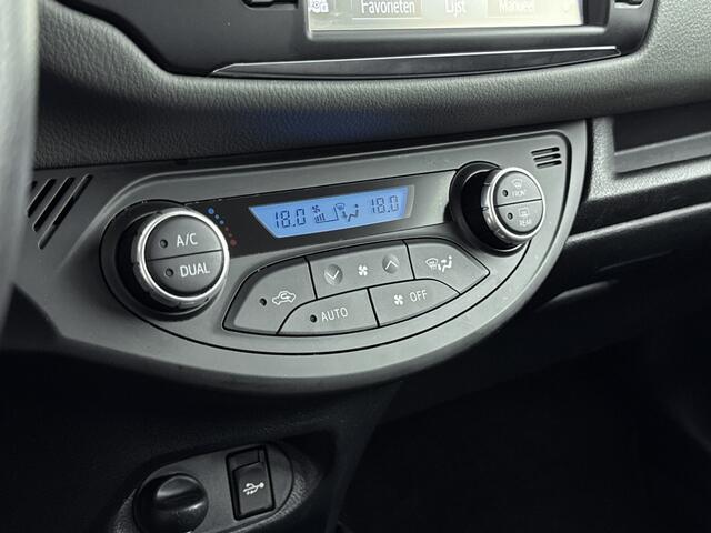 Toyota YARIS 1.5 VVT-i Aspiration | Trekhaak | Parkeercamera | Cruise Control |