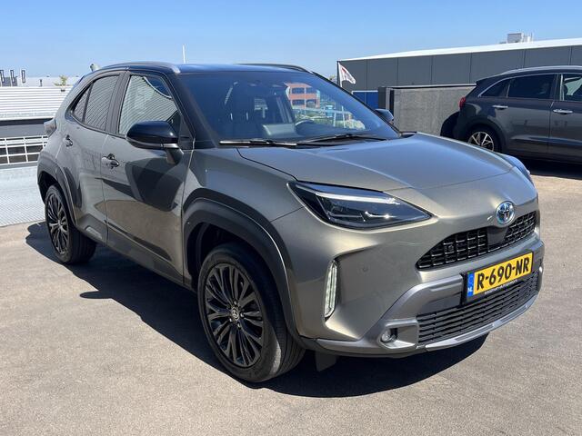 Toyota YARIS Cross 1.5 Hybrid Adventure Trekhaak, Dodehoekdetectie, HUD, PDC, Stuurwiel & Stoelverwarming, JBL, Navigatie, NL-auto