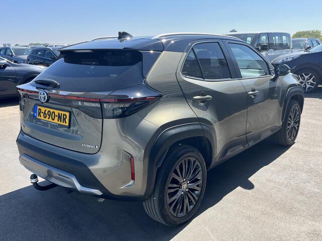 Toyota YARIS Cross 1.5 Hybrid Adventure Trekhaak, Dodehoekdetectie, HUD, PDC, Stuurwiel & Stoelverwarming, JBL, Navigatie, NL-auto