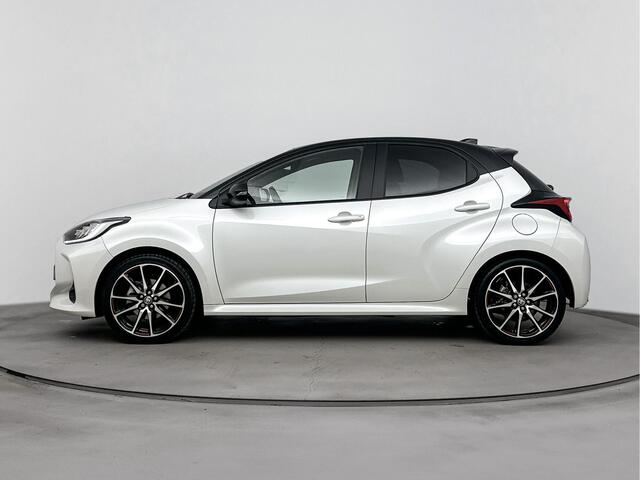 Toyota YARIS 1.5 Hybrid 130 GR Sport | Stoelverwarming | HUD | Keyless |