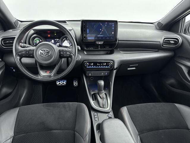 Toyota YARIS 1.5 Hybrid 130 GR Sport | Stoelverwarming | HUD | Keyless |