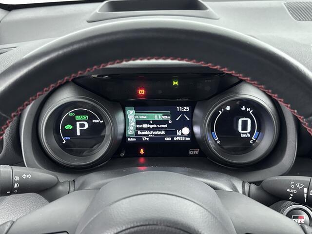 Toyota YARIS 1.5 Hybrid 130 GR Sport | Stoelverwarming | HUD | Keyless |