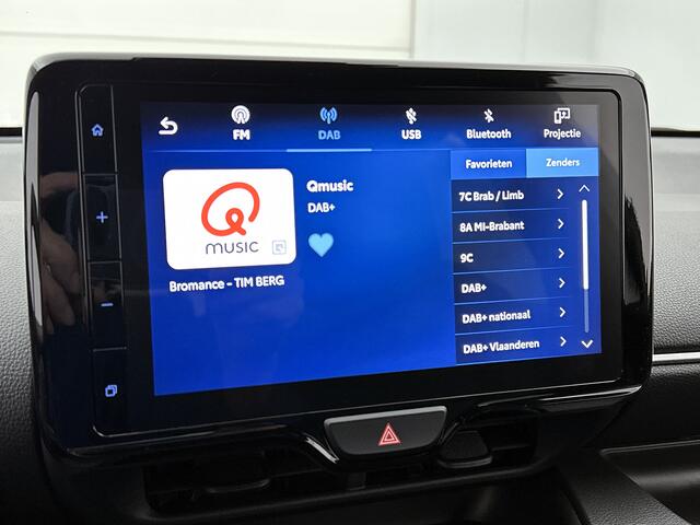 Toyota YARIS 1.5 Hybrid Executive | Dode Hoek Detectie | Stoel en Stuur Verwarming