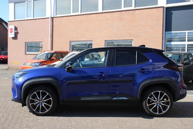 Toyota YARIS Cross 1.5 GR Sport Hybrid Automaat | JBL | Head-up | Blind spot | Elek. achterklep |