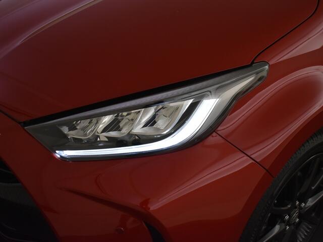 Toyota YARIS 1.5 Hybrid Executive Bi-Tone | Trekhaak | Blindspot |