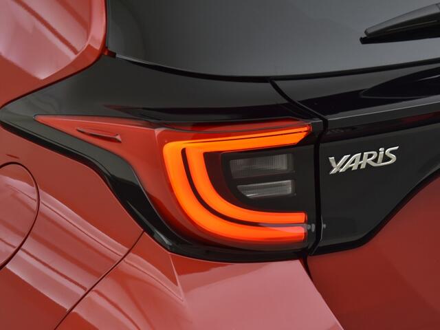 Toyota YARIS 1.5 Hybrid Executive Bi-Tone | Trekhaak | Blindspot |