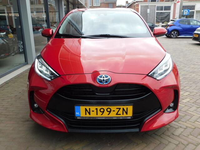 Toyota YARIS 1.5 Hybrid Dynamic | Navi