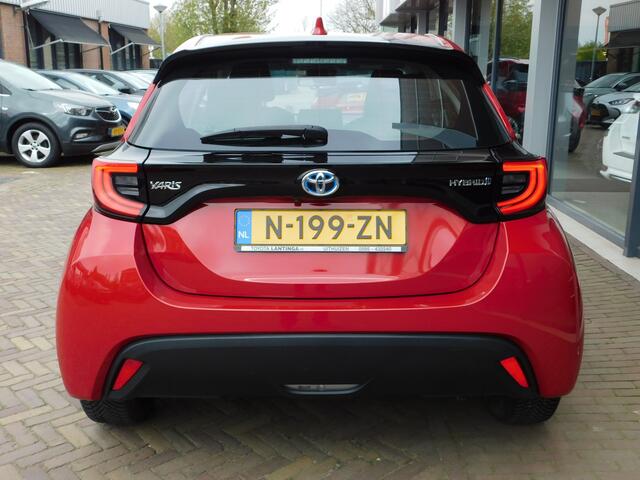 Toyota YARIS 1.5 Hybrid Dynamic | Navi