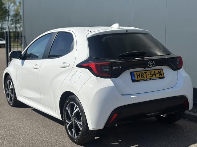 Toyota YARIS 1.5 VVT-i Style / Facelift / Apple carplay / Privacy glass