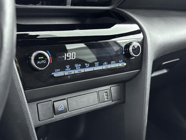Toyota YARIS Cross 1.5 Hybrid | I-AWD | Applecarplay | 17 inch velgen |
